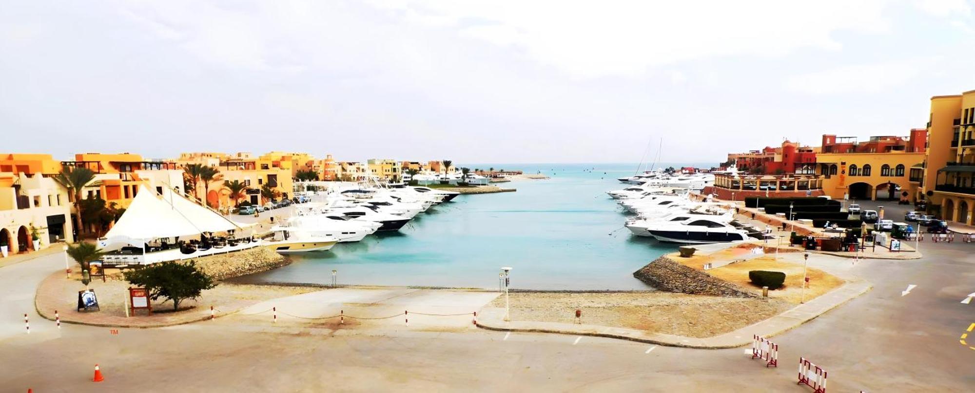 Abu Tig Marina 2-bedroom, El Gouna Apartment *