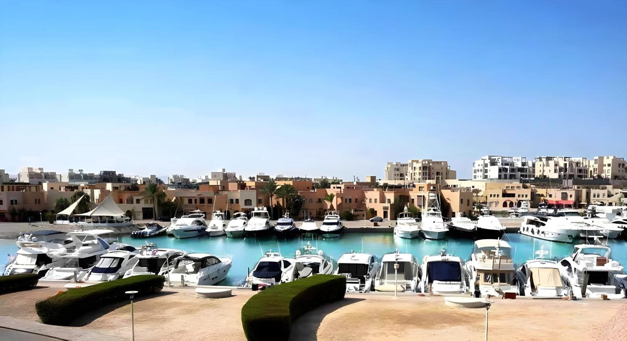 Abu Tig Marina 2-bedroom, El Gouna Apartment
